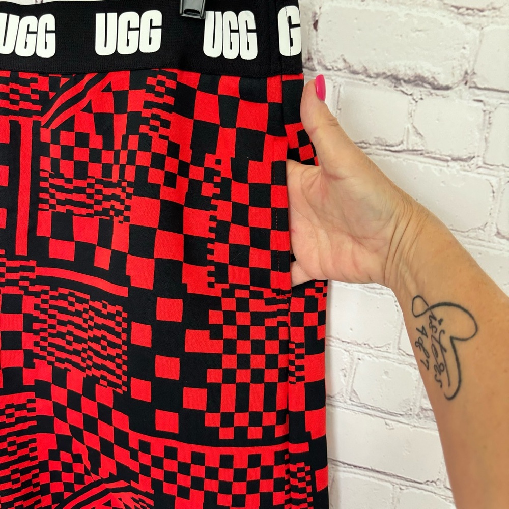 UGG Chrissy Check Boyfriend Shorts--XL - Picture 8 of 13